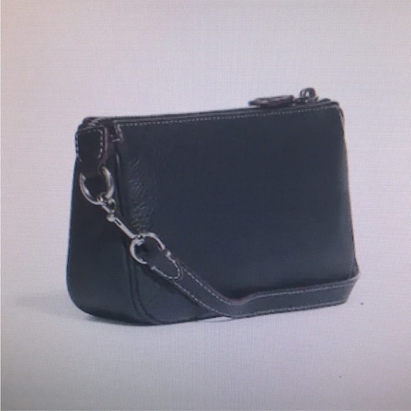 Coach X Peanuts Nolita 19 with Snoopy Let it Snow Motif New - Picture 3 of 8